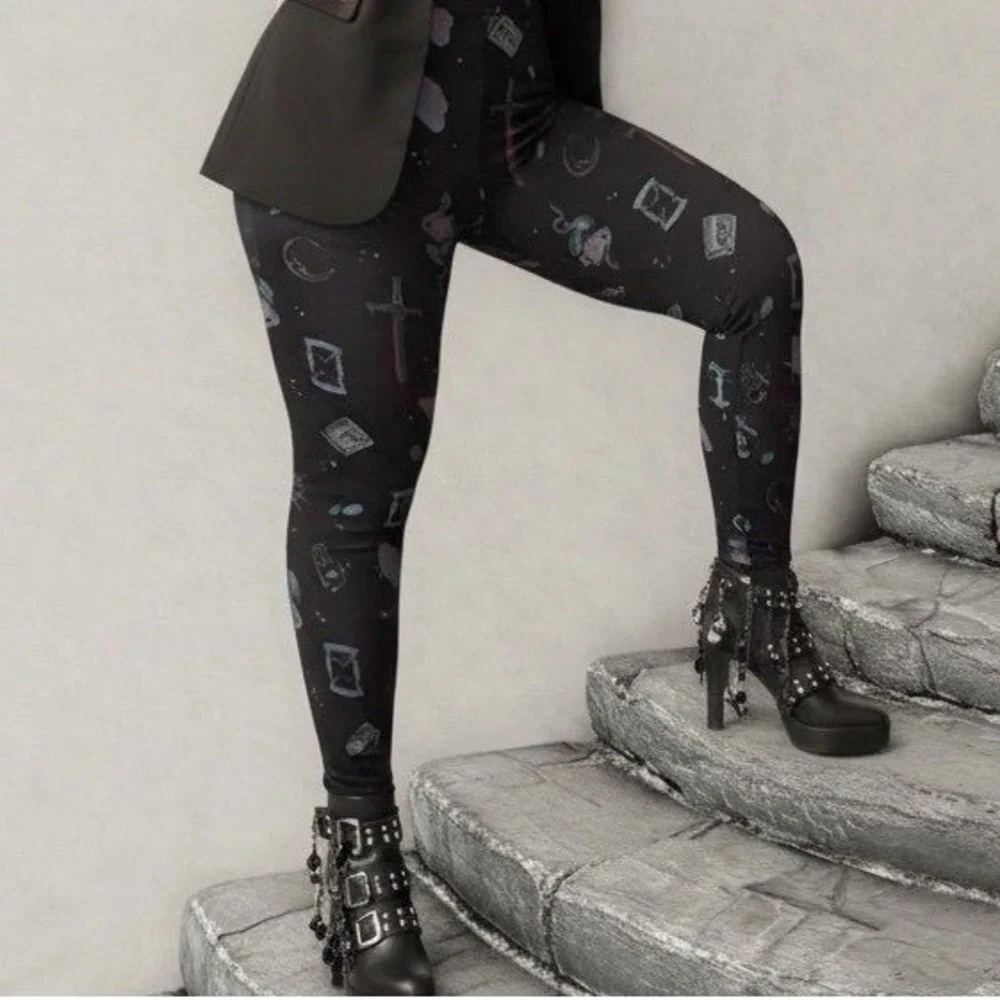 TORRID‎ Celestial Mystic Graphic Full-Length Leggings w/Pockets NWT Size 5X
